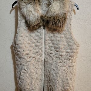 Women's Knit Vest with Faux Fur Collar